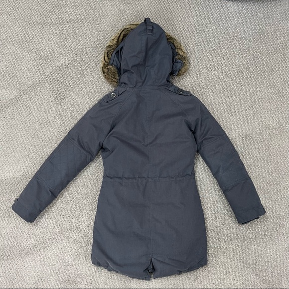 Community Brand by Aritzia Parka - Picture 3 of 3